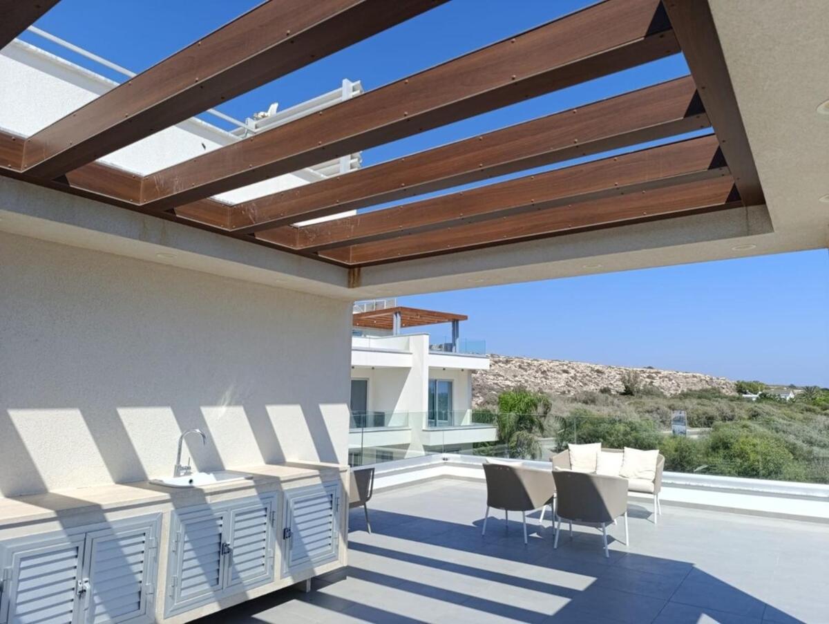 Beachfront Luxury Villa Idania Айя-Напа Экстерьер фото